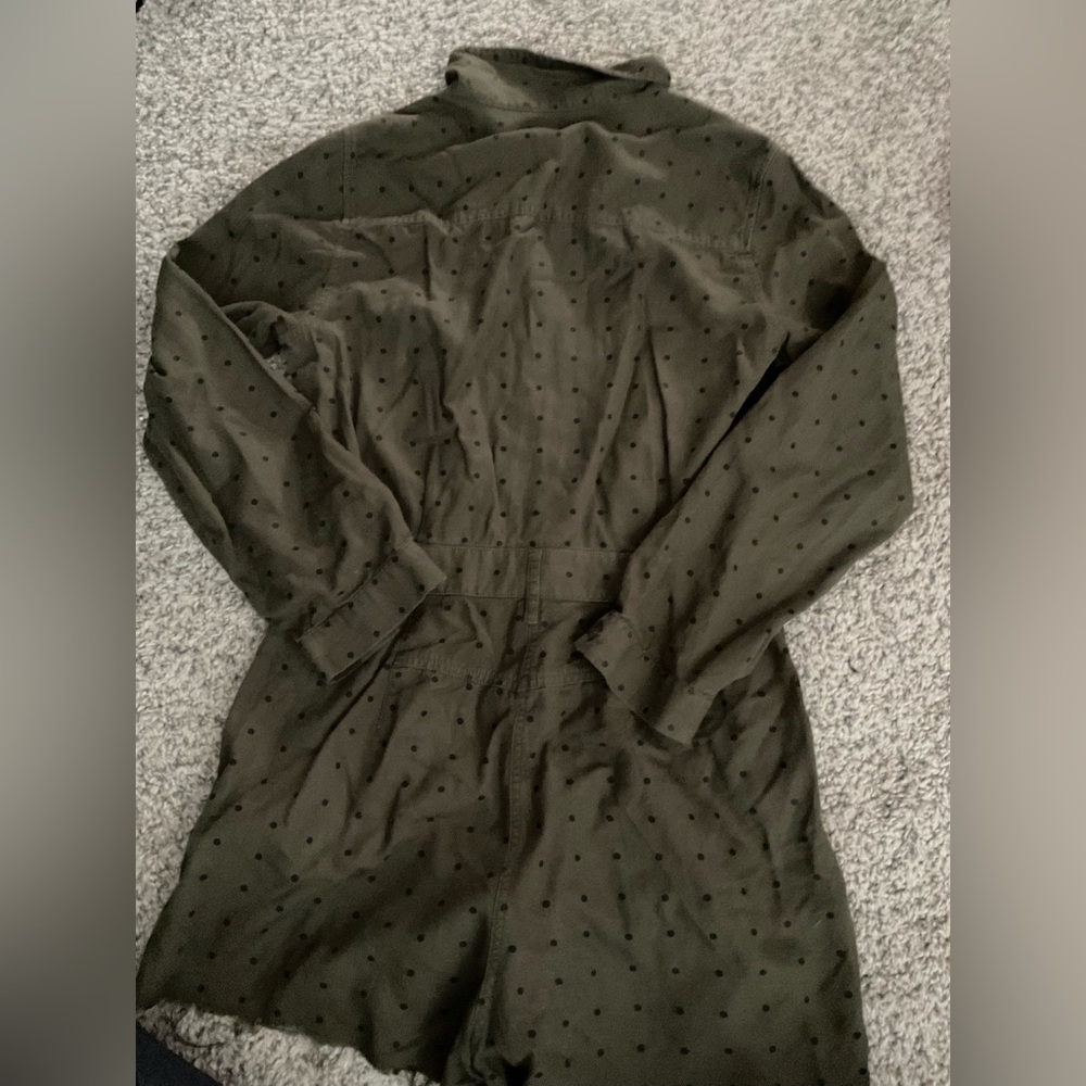 Madewell Olive Green long sleeve Button-Up distressed hemline shorts Jumpsuit- 6 - Picture 4 of 7